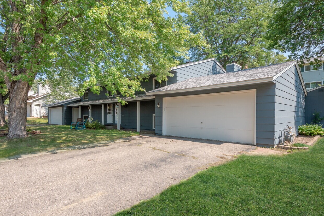 7335 Bagpipe Blvd, Eden Prairie, MN 55346 Townhome Rentals in Eden
