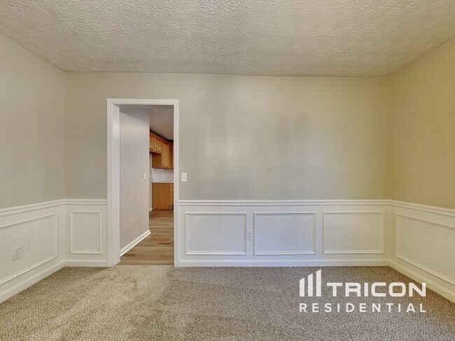 Foto del edificio - 2309 Swan Lake Ct