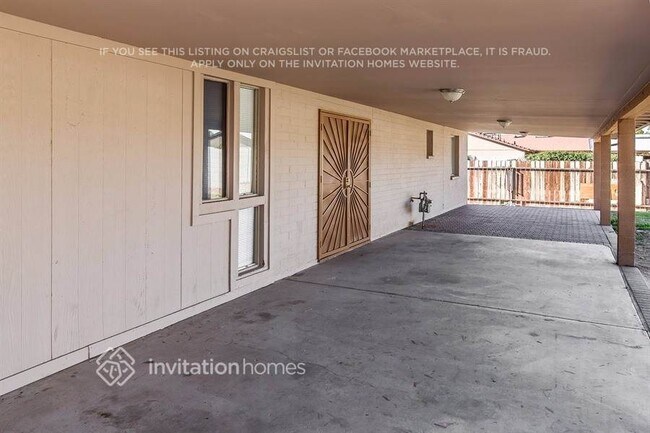 Building Photo - 7250 W Glenrosa Ave