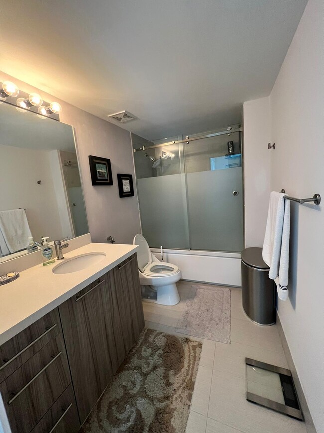 bathroom - 6700 Indian Creek Dr