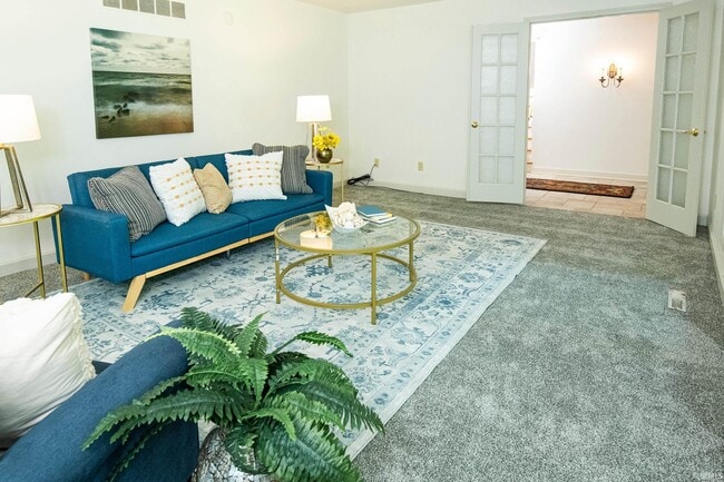 Building Photo - 4399 N Forbes Dr