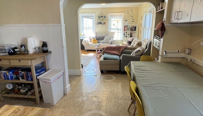 Building Photo - 7 Craigie Ter