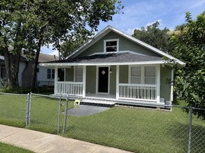 Building Photo - 140 Kingston Ave