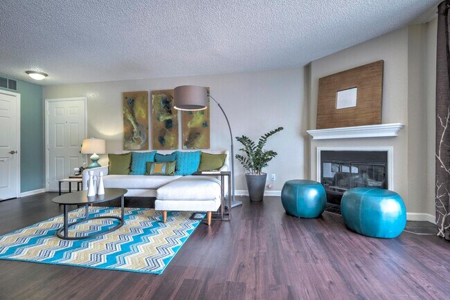 Arapahoe Club Apartments Denver, CO