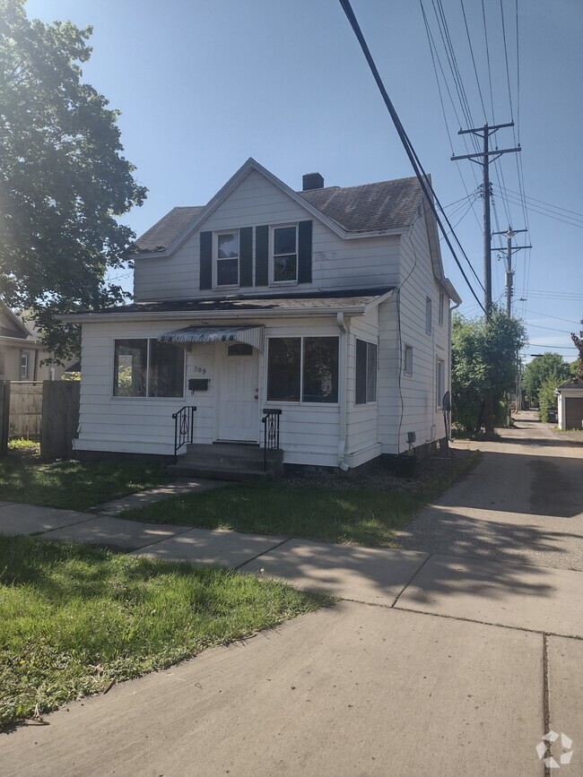Building Photo - 509 Union St