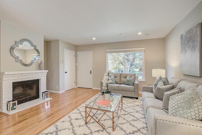 Foto del edificio - 2950 Moorpark Ave
