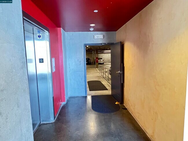 Foto del edificio - 6501 San Pablo Ave