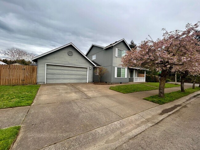 Foto del edificio - Welcome to this charming 3-bedroom, 2.5-bathroom house located in Vancouver, WA!