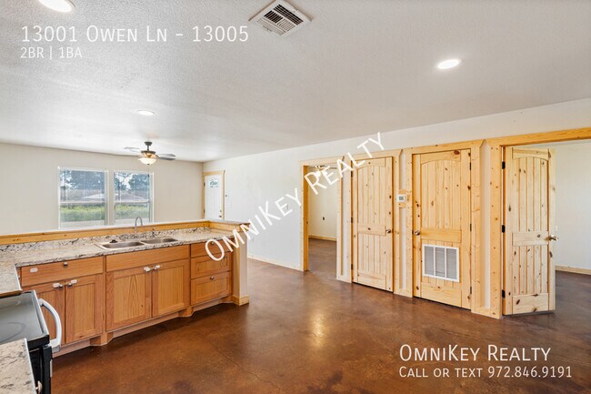 Foto del edificio - 13001 Owen Ln