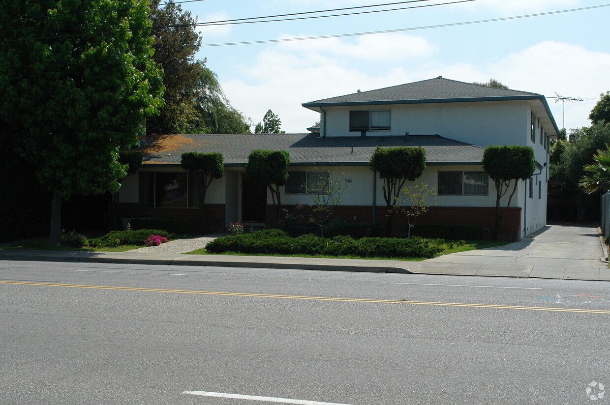 Primary Photo - 564 S Fair Oaks Ave
