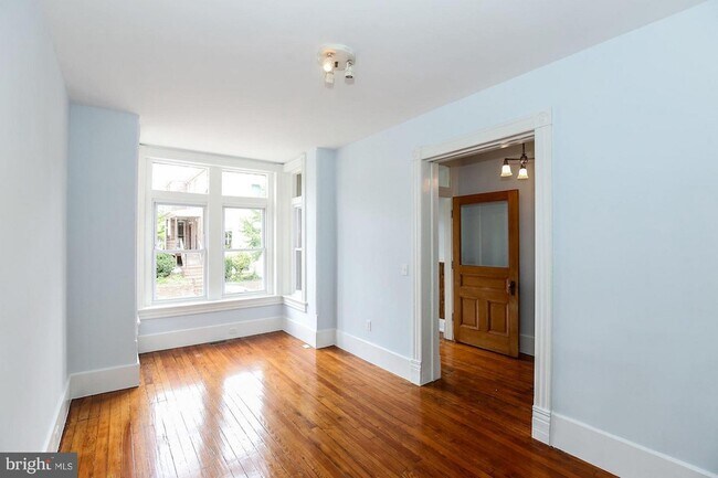 Building Photo - 1808 4th St NW