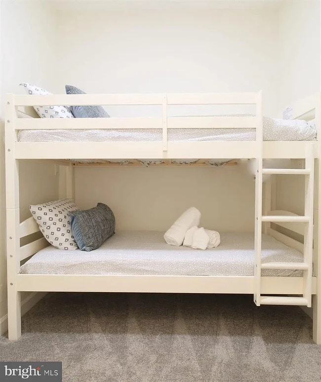 Building Photo - 1426 21st St NW