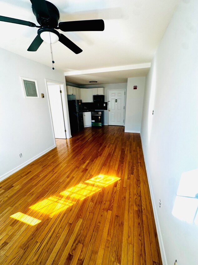 Foto principal - 890 W Beech St