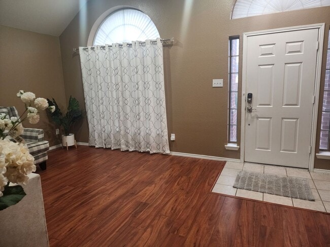 Photo - Move In Ready House