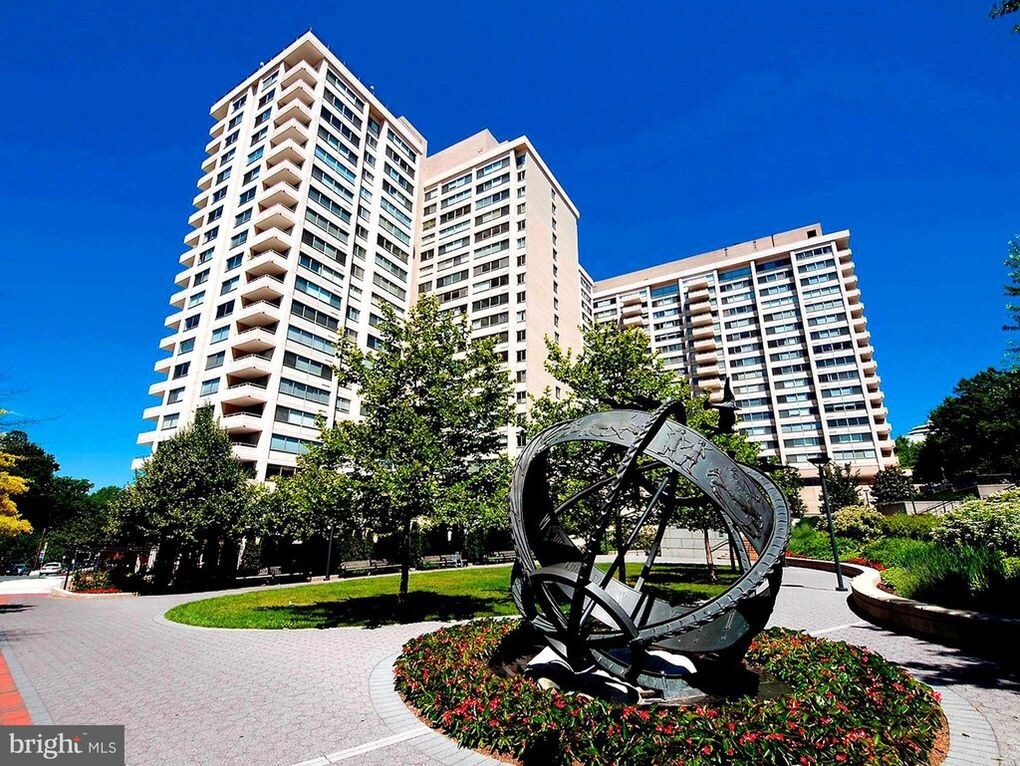 Foto principal - 5500 Friendship Blvd