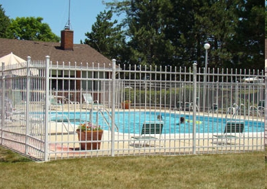 Piscina - Brookhaven Apartments