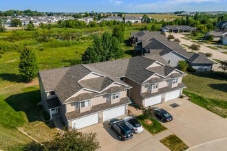 Building Photo - 2312 Tallgrass Dr