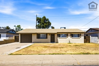 Building Photo - 3214 W Corrine Dr
