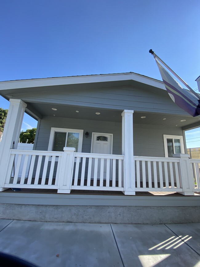Building Photo - 15246 El Soneto Dr