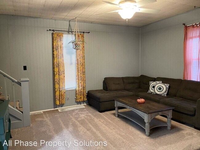 Foto del edificio - 4 br, 1 bath House - 1527 Ohio St.
