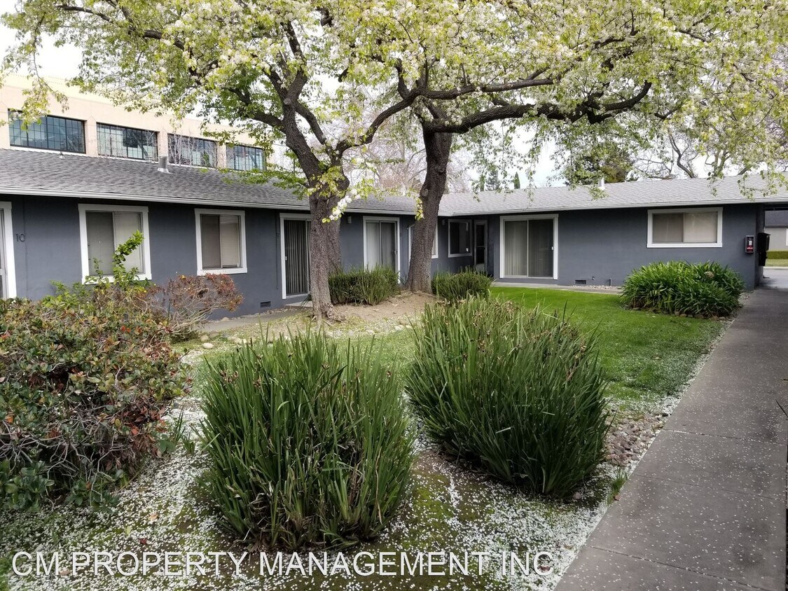 Primary Photo - 2485-2491 Whitney Dr
