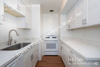 Building Photo - 3937 1/2 Riviera Dr