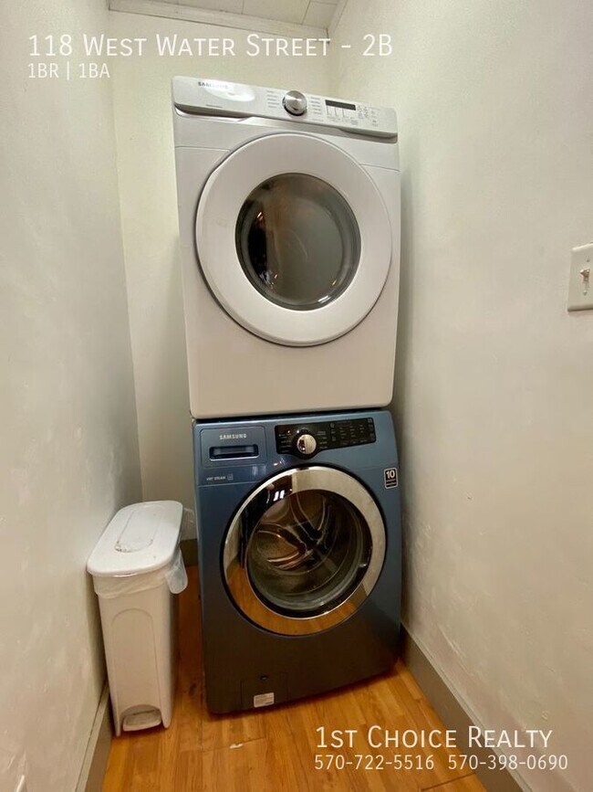 Foto del edificio - Efficiency apartment for rent!