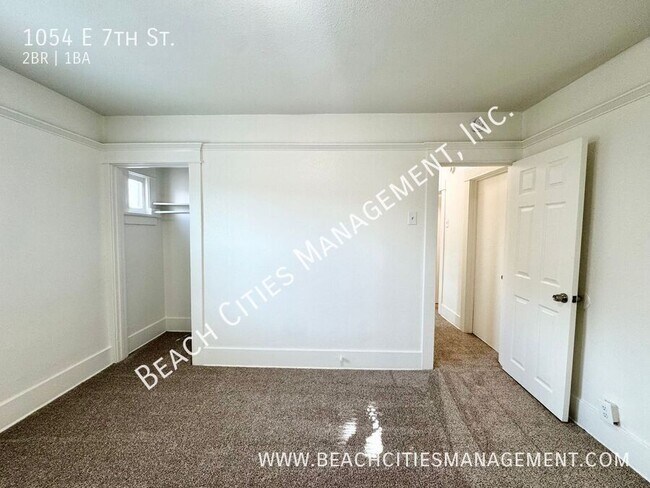 Foto del edificio - 1054 E 7th St