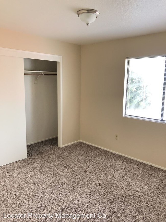 Building Photo - 8600 Lyn River Ct