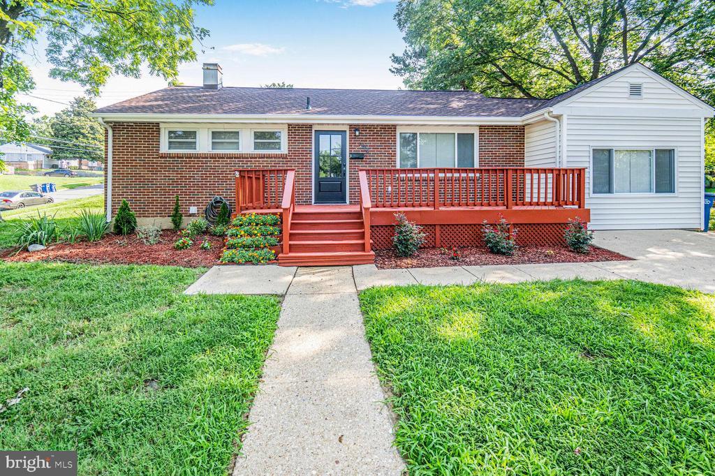 Primary Photo - 3906 Ronson Dr