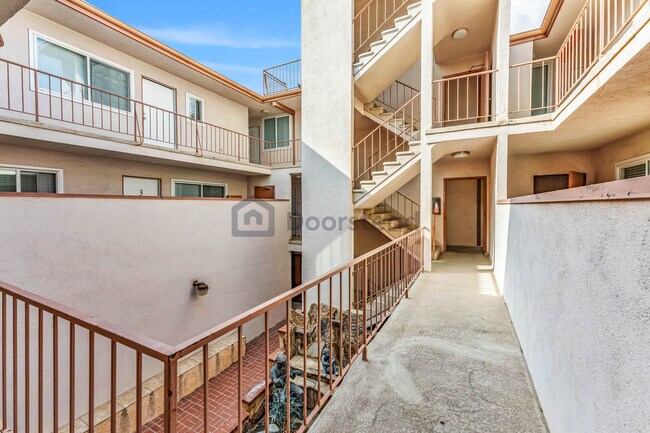 Foto del edificio - 1615 Greenfield Ave