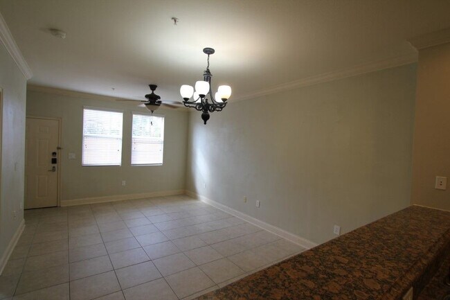 Building Photo - 2834 Bella Vista dr