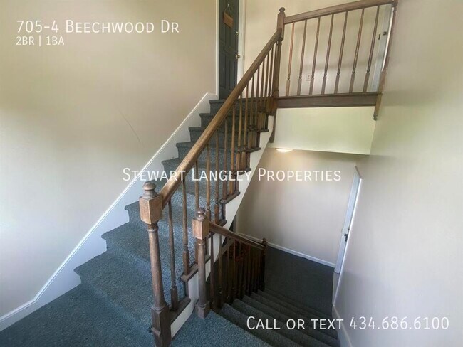 Building Photo - 705 Beechwood Dr