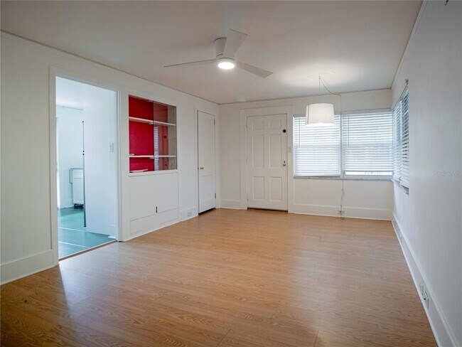 Foto del edificio - 710 NE 8th Ave