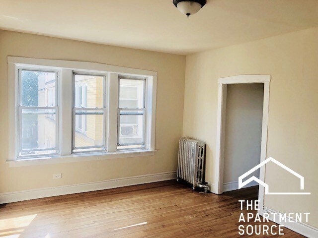 Foto del edificio - 4412 N Saint Louis Ave