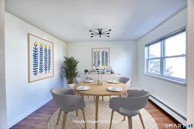 Building Photo - 25 Alexander St