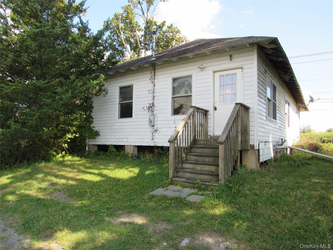 Primary Photo - 1089 Pulaski Hwy