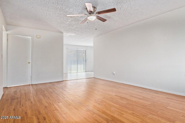 Foto del edificio - 3551 E Campo Bello Dr