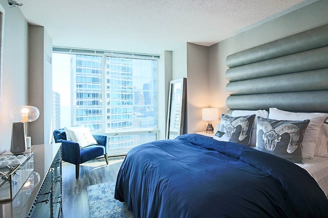 Building Photo - 340 E Ohio St