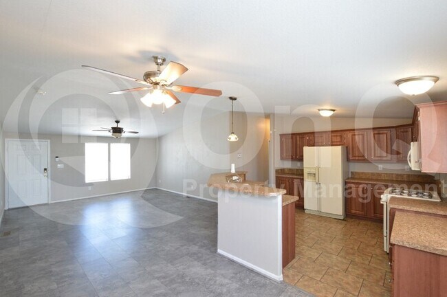 Foto del edificio - 7660 E McKellips Rd