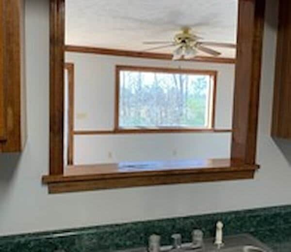Building Photo - "Charming 3-Bedroom in Henderson- Spacious...