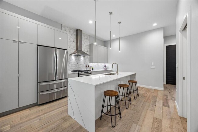 Building Photo - 2108 Tillery St