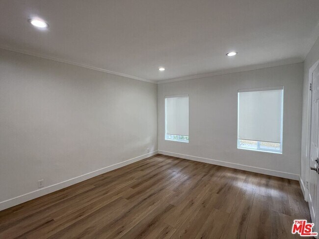 Foto del edificio - 1333 S Highland Ave