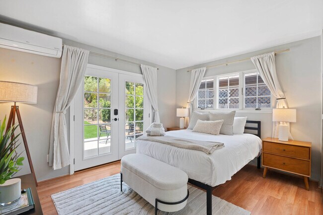 Foto del edificio - 4646 Robbins St