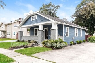 Building Photo - 64 N Myrtle St