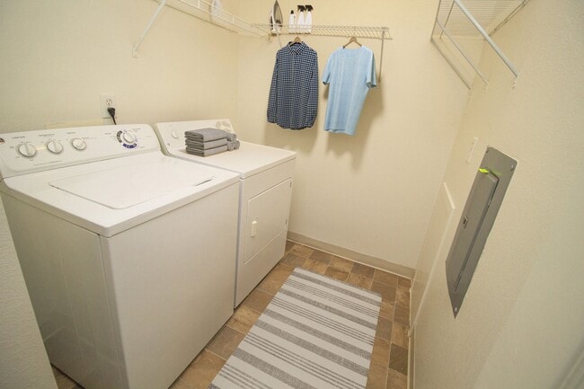 Interior Photo - Lake Village of Rochester Hills