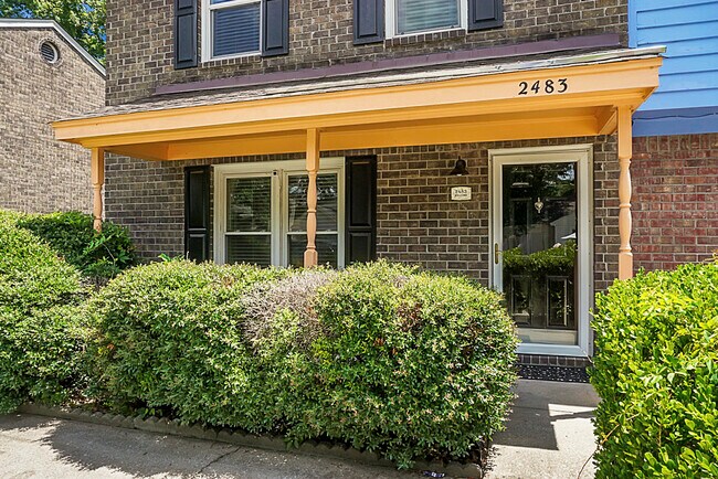 Foto del edificio - 2483 Realm St