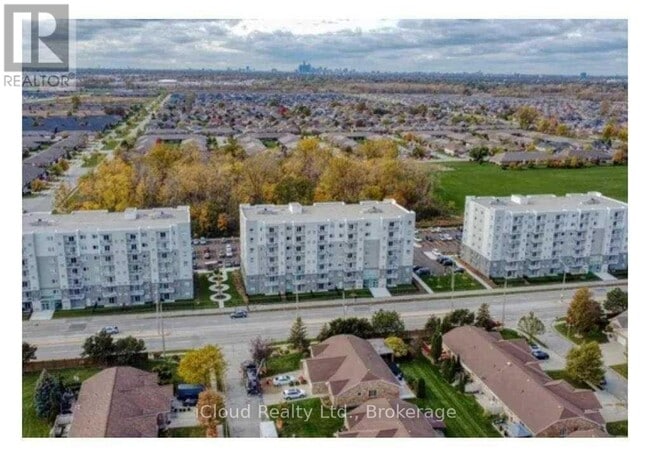 Building Photo - 1489 Banwell Rd