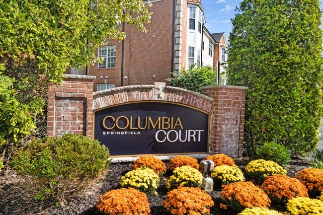 Interior Photo - Columbia Court