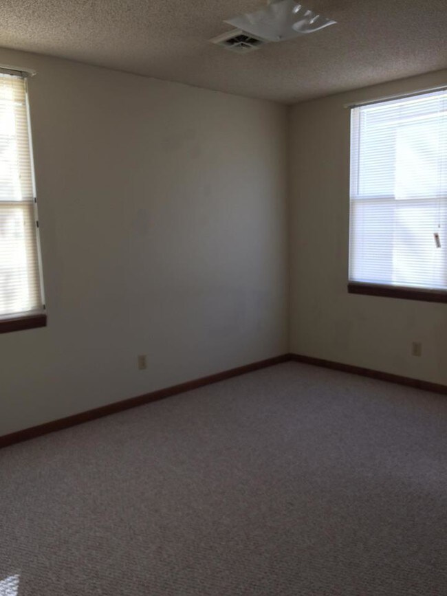 Foto del edificio - 622 N Colorado Ave